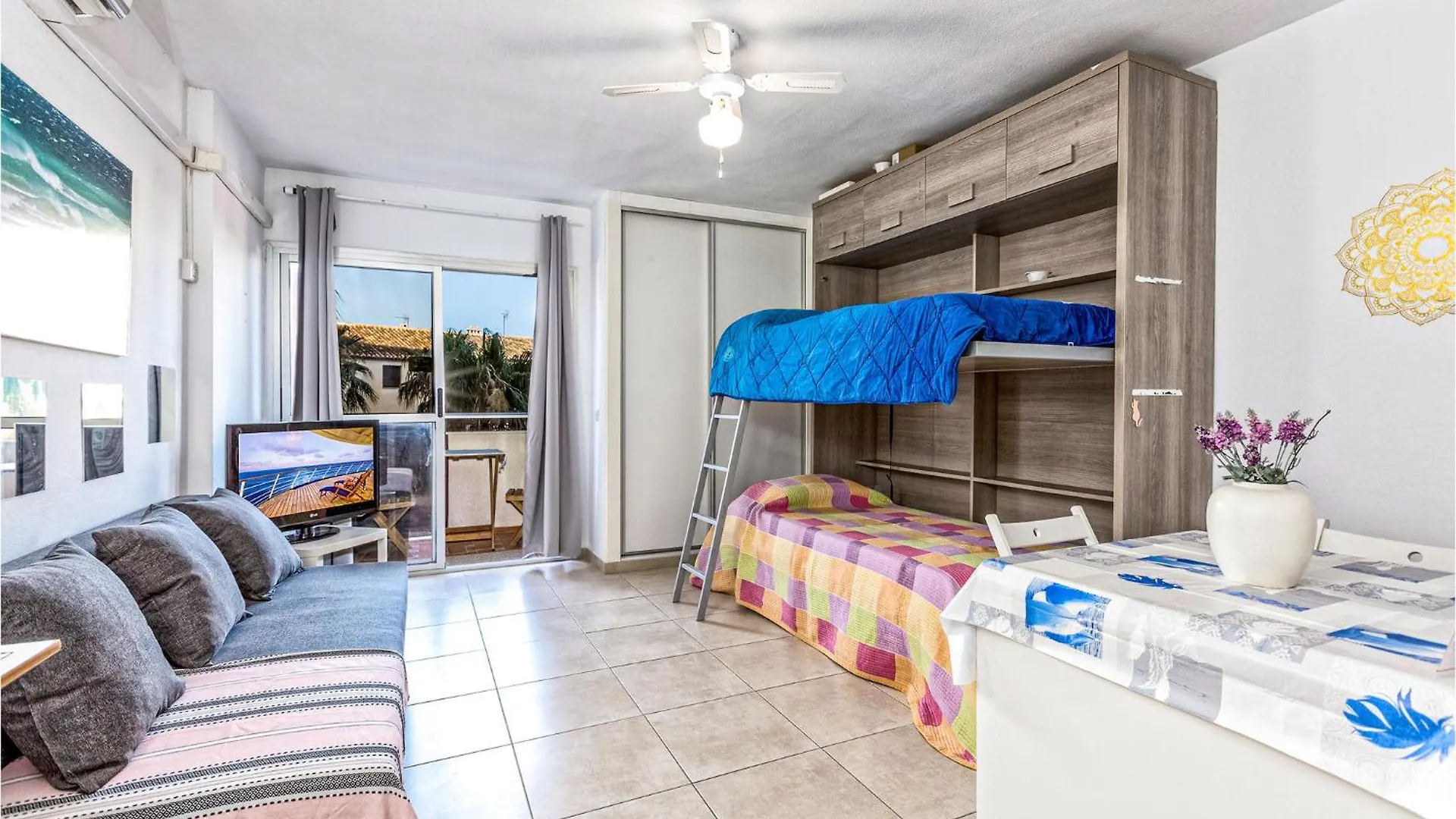 Nice Apartment In Benalmadena With Kitchen